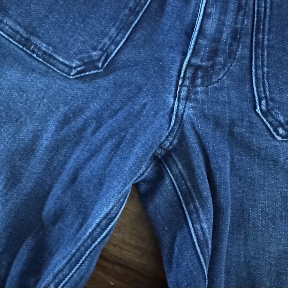 Quince stretch patch pocket cropped wide leg Jeans in dark wash - Picture 14 of 15